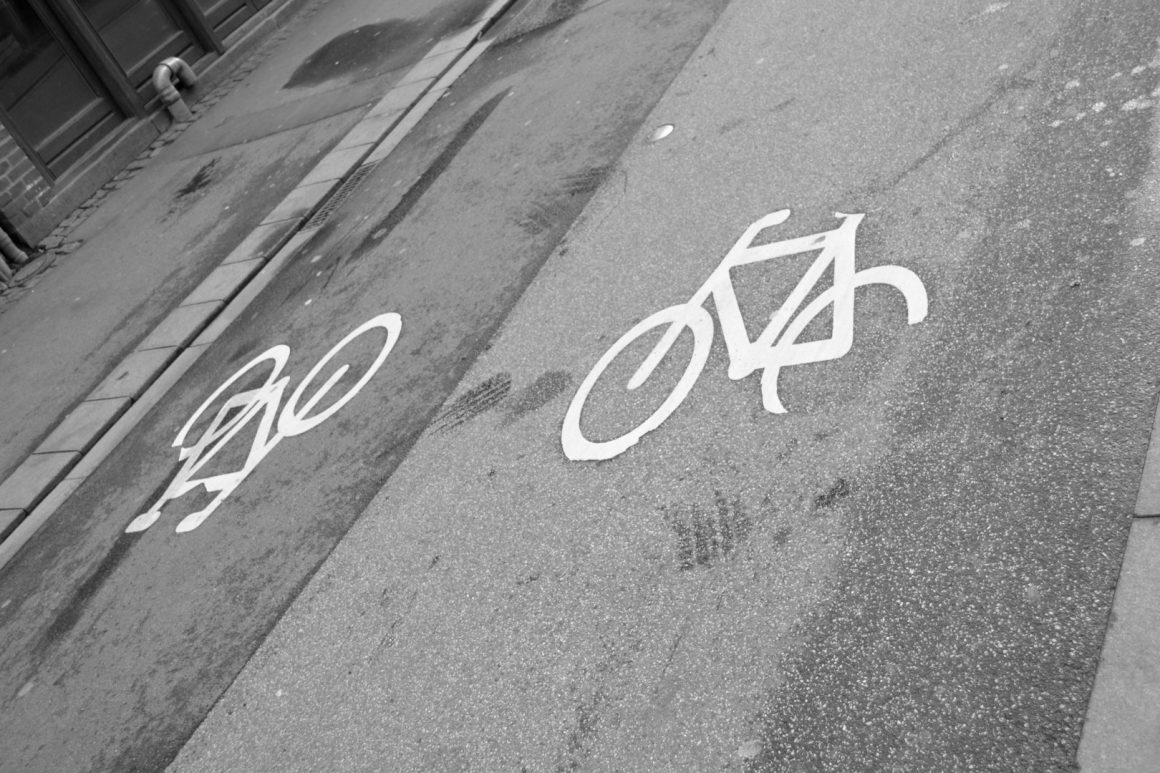 Der er langt mellem harmonien som cyklist i Mejlgade // alle fotos: Daniel Boysen