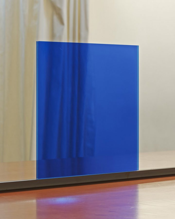 New Generation udstillingen byder blandet andet på kunstneren Hyungsik Kim. Her ses værket "Blue Square" fra 2014. //Foto: artweekend.dk 