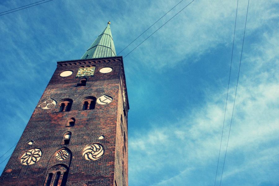 Vores smukke domkirke står og troner majestætisk midt på Storetorv. // Alle fotos: Camilla Bak Matthiesen 