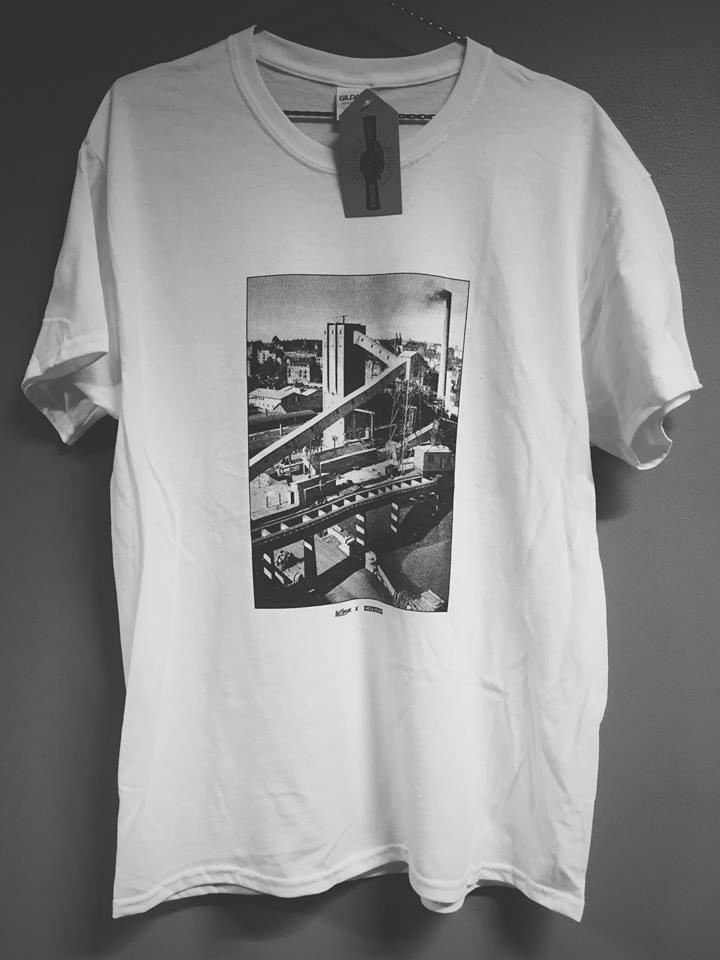 Mangler du en fed T-Shirt til samlingen, så skaf din nye til Kulbroen Festival. Foto: Kulbroen Festival facebook begivenhed.
